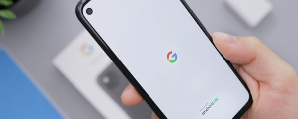photo d'un portable ouvert sur chrome